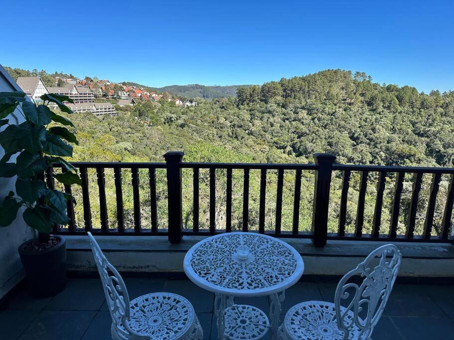 Apartment Recanto Do Castelo Campos do Jordao