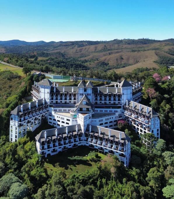 Apartment Recanto Do Castelo Campos do Jordao